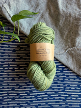 Load image into Gallery viewer, Kaffir Lime Dunite