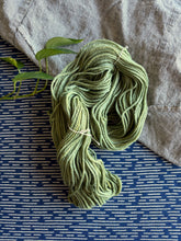 Load image into Gallery viewer, Kaffir Lime Dunite